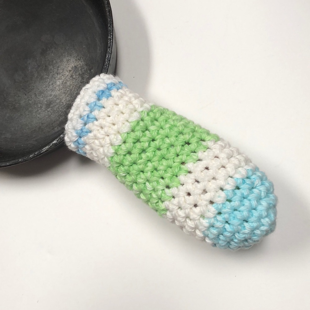 Cast iron pan handle holder double thick crochet